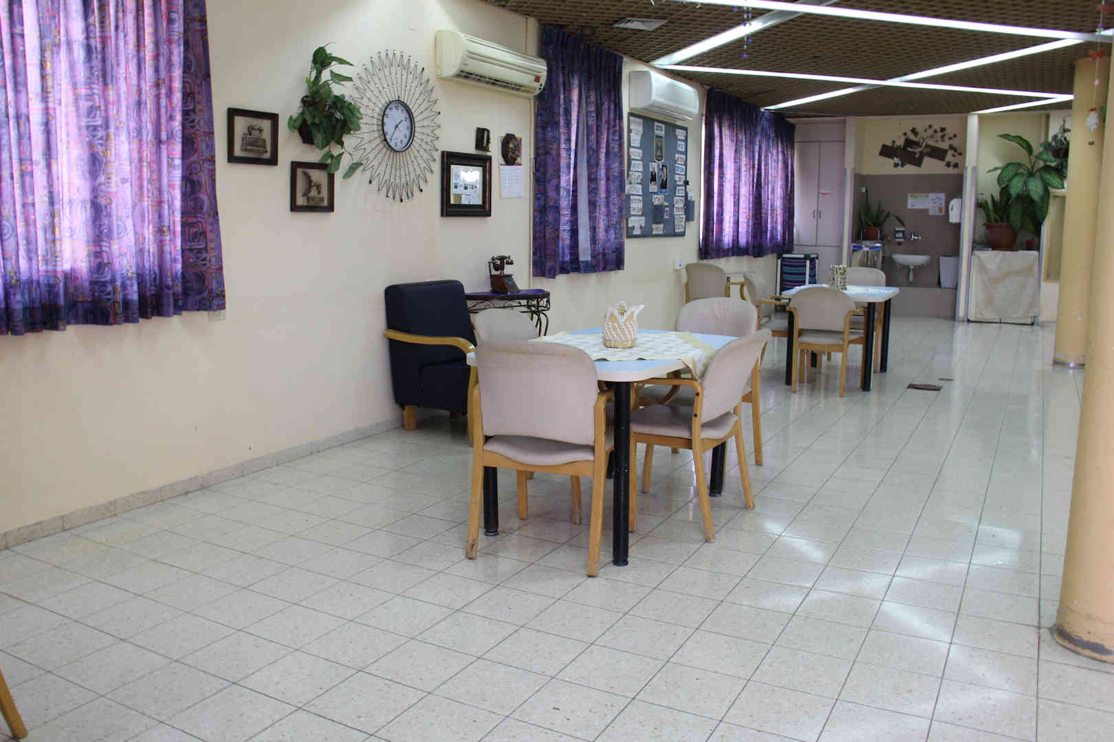 
						מרכז אזורי לקשיש עכו – בית אבות בעכו חדר אוכל					